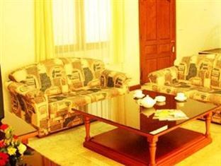Royal Hotel 2*